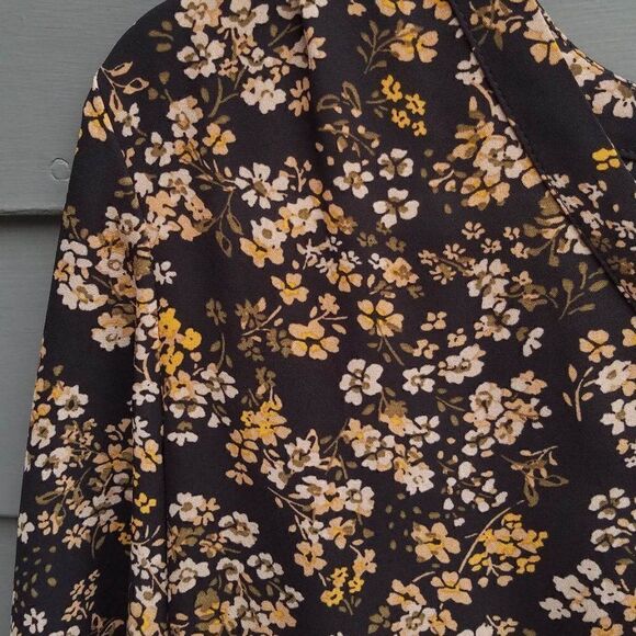 Maurices Brown Black Floral Button Down Peasant Top Medium - Picture 9 of 12